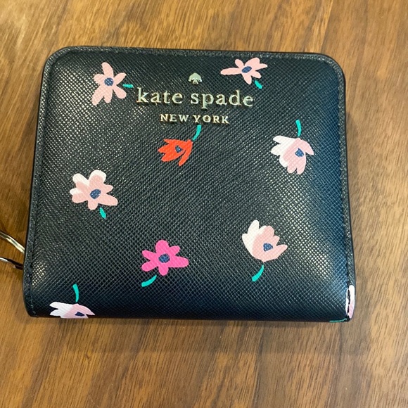 kate spade Bags Kate Spade Floral Wallet Poshmark